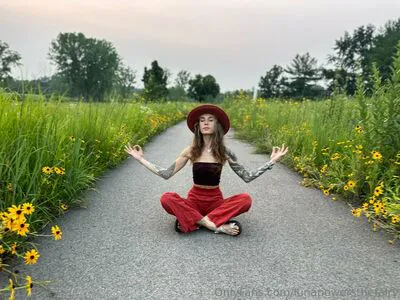 Lunapowersthefairy OnlyFans Leaked Free Thumbnail Picture - #Yle4UvoX6q