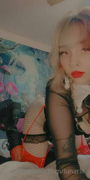 Lunarlita OnlyFans Leaked Free Thumbnail Picture - #8KULMXZ0zA