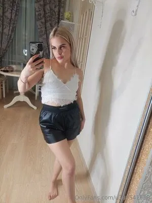 Lunashy OnlyFans Leaked Free Thumbnail Picture - #EoNdk1wfk1