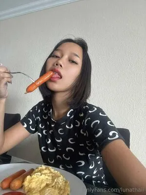 Lunathaii OnlyFans Leaked Free Thumbnail Picture - #o7g6thpy7S