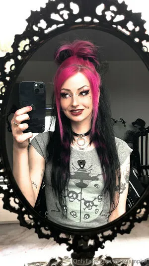 Lunavampire OnlyFans Leaked Free Thumbnail Picture - #YNEtOmC5mq