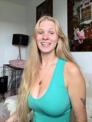 Lunax OnlyFans Leaked Free Thumbnail Picture - #fuXcheBCrt