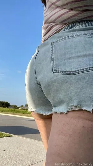 Lunaxthicky OnlyFans Leaked Free Thumbnail Picture - #dWIMLwaixn