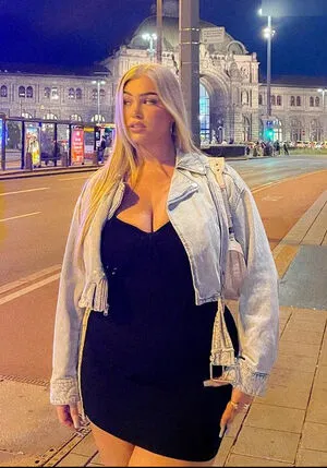 Lusandraa OnlyFans Leaked Free Thumbnail Picture - #6ACsw1CJlB