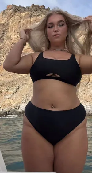 Lusandraa OnlyFans Leaked Free Thumbnail Picture - #A3VzoRoWiT