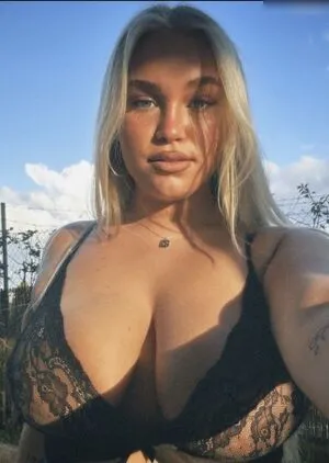 Lusandraa OnlyFans Leaked Free Thumbnail Picture - #ctlixDZ42x