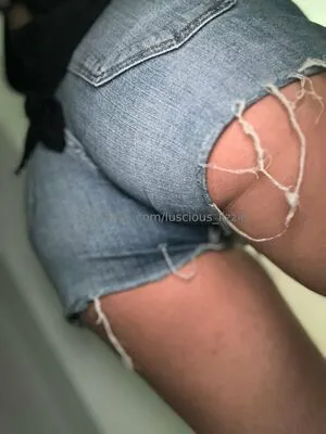 Luscious Lizzie OnlyFans Leaked Free Thumbnail Picture - #z9HvpxJJaR