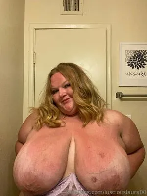 Lusciouslaura00 OnlyFans Leaked Free Thumbnail Picture - #bcDFiBok3d