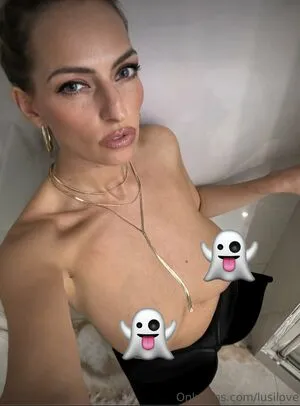 Lusilove OnlyFans Leaked Free Thumbnail Picture - #W3ROTeEz92