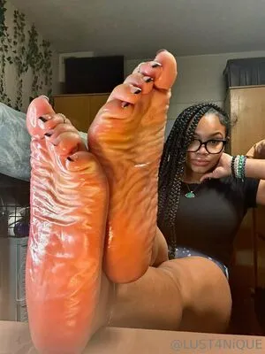 Lust4nique OnlyFans Leaked Free Thumbnail Picture - #UVyKWdpZGx