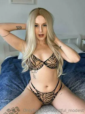 Lustful Modest OnlyFans Leaked Free Thumbnail Picture - #8cVuSUJaOA