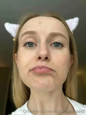 Lustful Modest OnlyFans Leaked Free Thumbnail Picture - #E79Of04Vyv