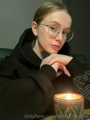 Lustful Modest OnlyFans Leaked Free Thumbnail Picture - #S98f0JHF32