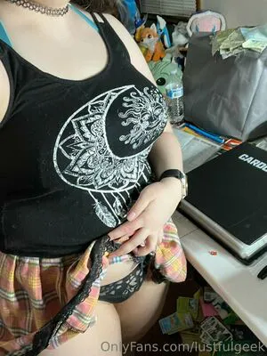 Lustfulgeek OnlyFans Leaked Free Thumbnail Picture - #JHhEebfT7S