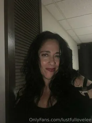 Lustfullovelee OnlyFans Leaked Free Thumbnail Picture - #LFMTFlelUo