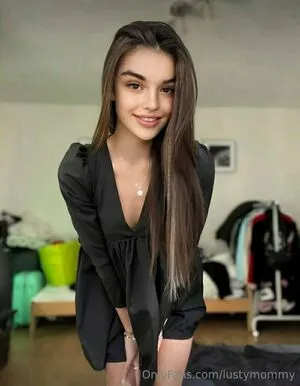 Lustymommy OnlyFans Leaked Free Thumbnail Picture - #9eS1qF4JVN