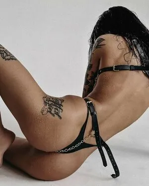 Luuly OnlyFans Leaked Free Thumbnail Picture - #p0uswpow96