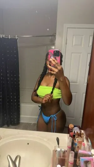 Luv Tr1s3 OnlyFans Leaked Free Thumbnail Picture - #GBs0n2gYbi