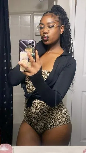 Luv Tr1s3 OnlyFans Leaked Free Thumbnail Picture - #XVbes84sFa