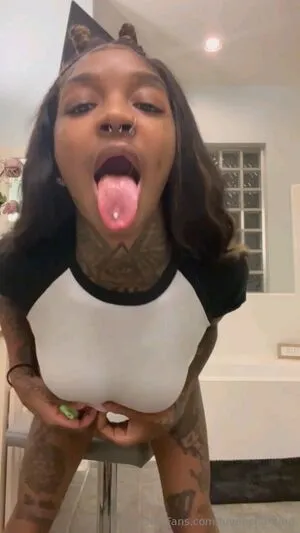 Luvenchanting OnlyFans Leaked Free Thumbnail Picture - #slyDhySo5G