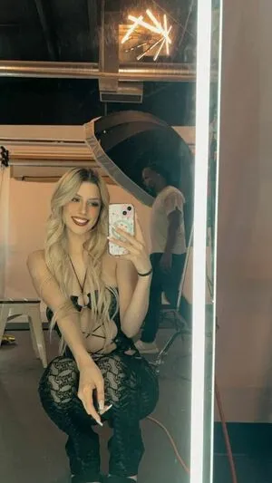 Luving Belle OnlyFans Leaked Free Thumbnail Picture - #tbhhSAksPQ