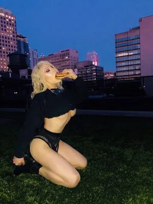 Luvluvuxuluvluv OnlyFans Leaked Free Thumbnail Picture - #KFfb44GPlT