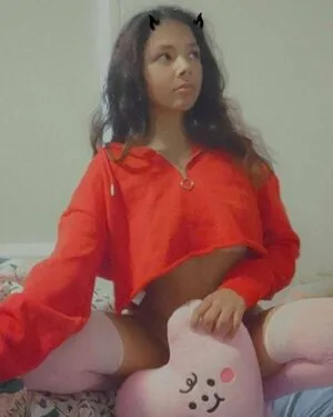 Luvrynnie OnlyFans Leaked Free Thumbnail Picture - #AF8KyXBZWY