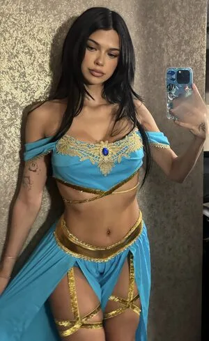 Luvstruck OnlyFans Leaked Free Thumbnail Picture - #pA6A6BISu0