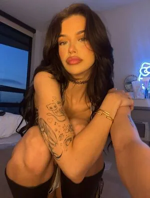 Luvstruck OnlyFans Leaked Free Thumbnail Picture - #tDS1NzqLLo