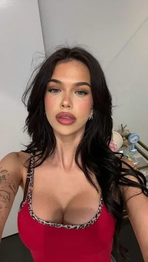 Luvstruck OnlyFans Leaked Free Thumbnail Picture - #k6ulrGwa5w