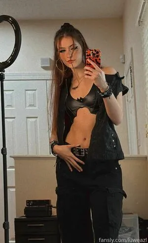 Luweazl OnlyFans Leaked Free Thumbnail Picture - #4WmXKK0MGb