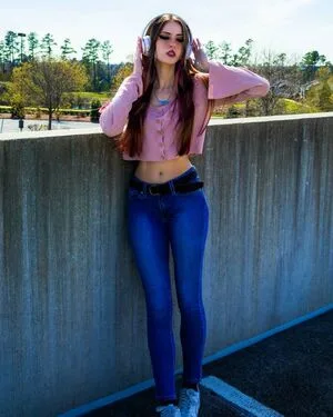 Luweazl OnlyFans Leaked Free Thumbnail Picture - #713KaVAtYn