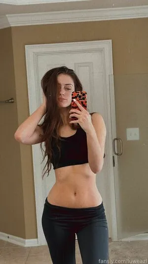 Luweazl OnlyFans Leaked Free Thumbnail Picture - #APVL0LClOW