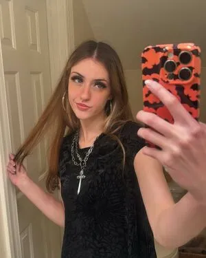 Luweazl OnlyFans Leaked Free Thumbnail Picture - #euP57LWdhp