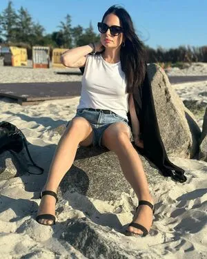 Luxe Bella Donna OnlyFans Leaked Free Thumbnail Picture - #UEzu3CEk2Y