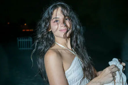 Luxelafox OnlyFans Leaked Free Thumbnail Picture - #0iSGjcW4Ac