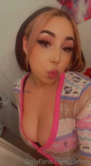 Luxfree OnlyFans Leaked Free Thumbnail Picture - #iWNbJXZnh2