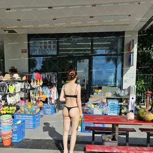 Luxiaoding1906 OnlyFans Leaked Free Thumbnail Picture - #iONtzo34C6