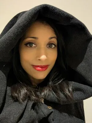 Luxma Gopal Tv Presenter OnlyFans Leaked Free Thumbnail Picture - #hoLaXsjmp1