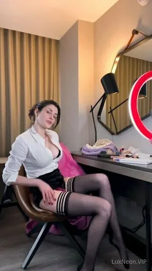 Luxneonfree OnlyFans Leaked Free Thumbnail Picture - #GeiOPuM9q2