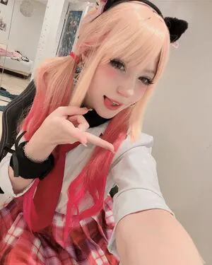 Luxumine OnlyFans Leaked Free Thumbnail Picture - #2AEBZw6yoo