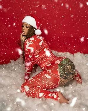 Luxurious Larue OnlyFans Leaked Free Thumbnail Picture - #pzCYNmBV8W