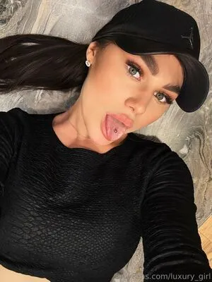 Luxury Girl OnlyFans Leaked Free Thumbnail Picture - #r8vACUM9ds