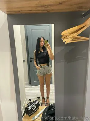 Luxury Lady OnlyFans Leaked Free Thumbnail Picture - #7Bl9vq9wO5