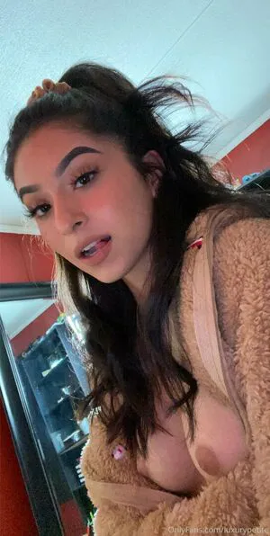 Luxurypetite OnlyFans Leaked Free Thumbnail Picture - #u3mGNVGKIU