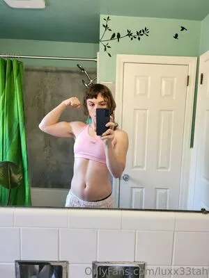 Luxx33tah OnlyFans Leaked Free Thumbnail Picture - #5QA0Qqy8AZ