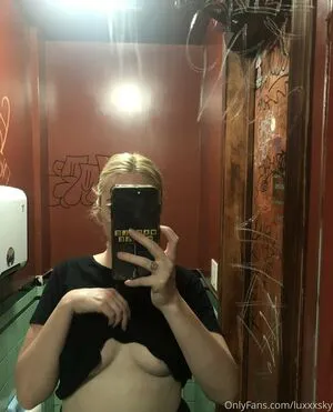 Luxxxsky OnlyFans Leaked Free Thumbnail Picture - #yS9YeQKTsH