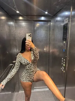 Luxy Capi OnlyFans Leaked Free Thumbnail Picture - #ye5NKvjchm