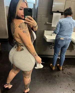 Luzcmun OnlyFans Leaked Free Thumbnail Picture - #YHbxebiSEC