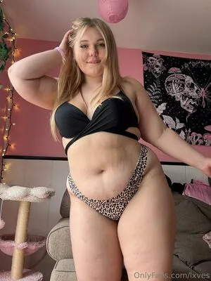 Lxves OnlyFans Leaked Free Thumbnail Picture - #8lu3iPOzj9